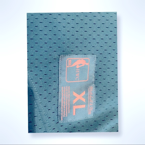 Mitchell & Ness - Picture 5 of 5